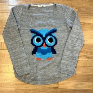 Adorable owl sweater by Rewind